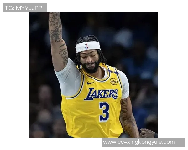 浓眉虽砍27分13板难救主湖人遭遇惨败局面堪忧 浓眉虽砍27分13板难救主湖人遭遇惨败局面堪忧