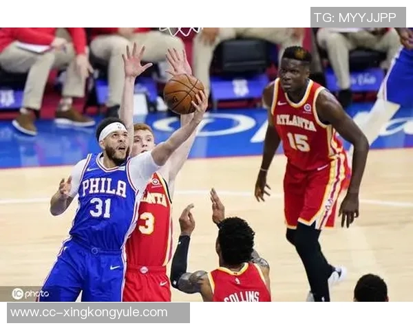 76人客场对阵老鹰恩比德状态回暖有望出战争夺胜利